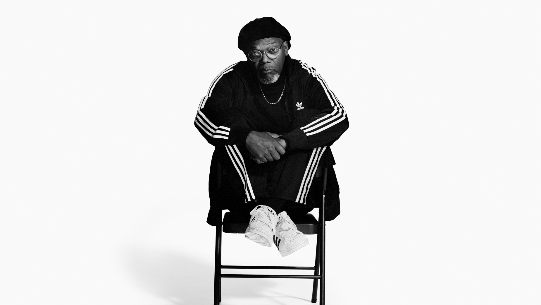 Samuel L. Jackson e Thibaut Grevet voltam à adidas para resolver o caso das Superstar desaparecidas